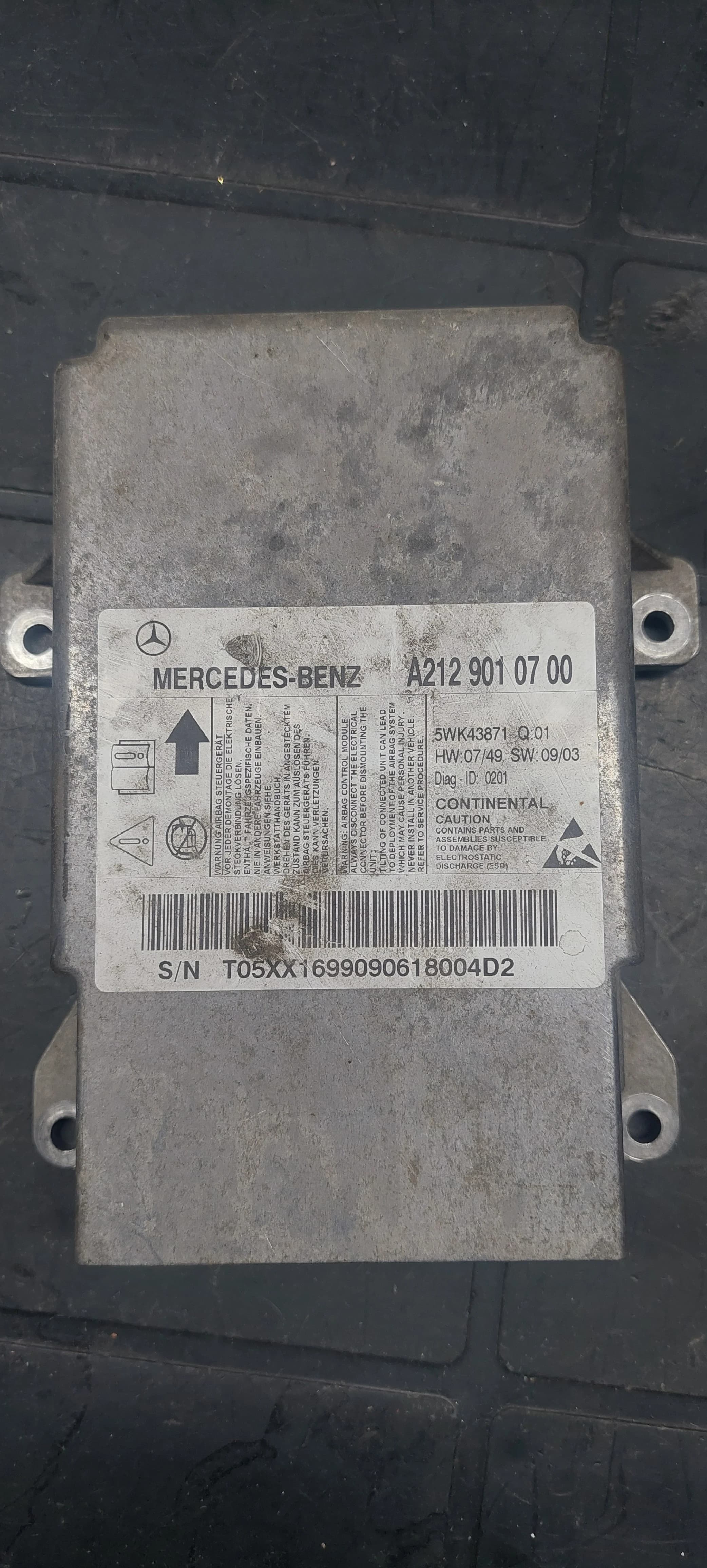 Mercedes-Benz E-Class W212 Airbag Beyni Kontrol Ünitesi A2129010700